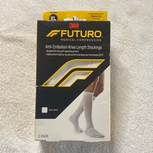NIB FUTURO
MEDICAL COMPRESSION
Anti-Embolism Knee Length Stockings 1 pai…